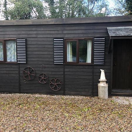 The Cabin At Hillhead Farm St Columb Major ภายนอก รูปภาพ