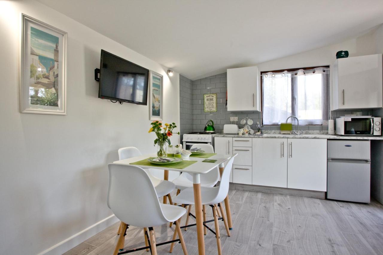 The Cabin At Hillhead Farm St Columb Major ภายนอก รูปภาพ