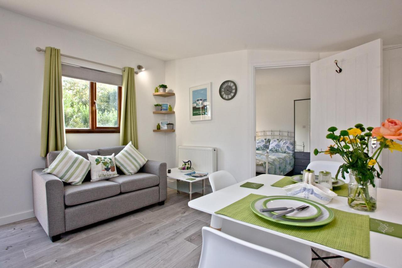 The Cabin At Hillhead Farm St Columb Major ภายนอก รูปภาพ